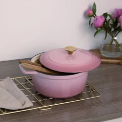 Nova Dynamic Støpejernsgryte 4,3L 24cm Rosa
