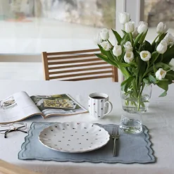 Nova Lilly Tallerken m/ Blomster og Gullkant 26cm Hvit